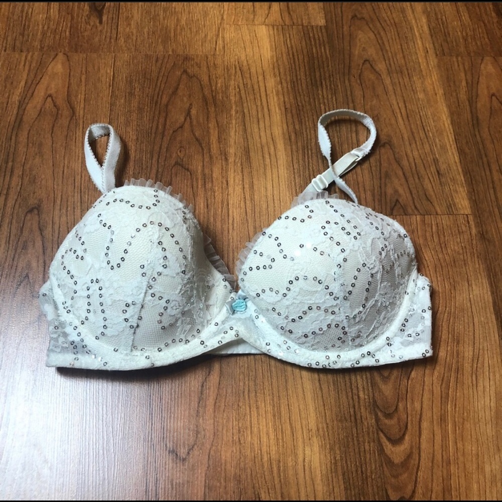 Used Betsy Johnson bra size 32C